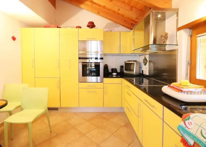 Dominic B Apartament