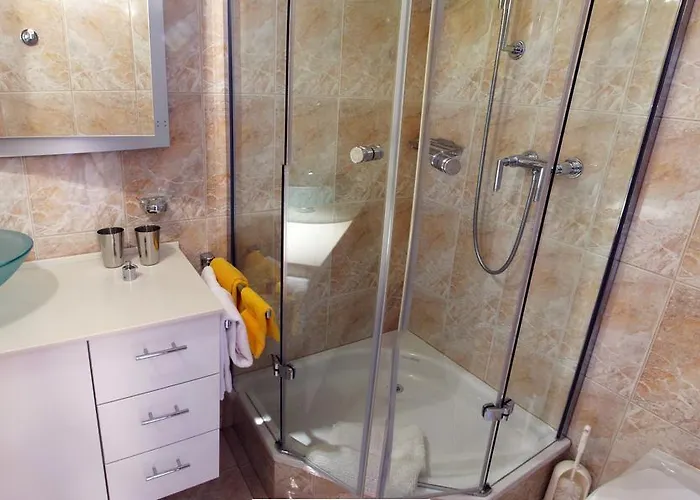 Apartament Dominic B *